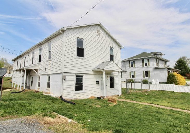 674163 - 98 Lee Ave B